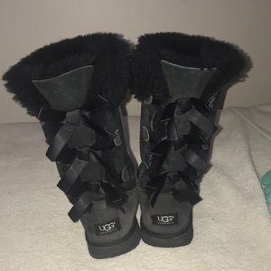 Black Bailey Bow Uggs
